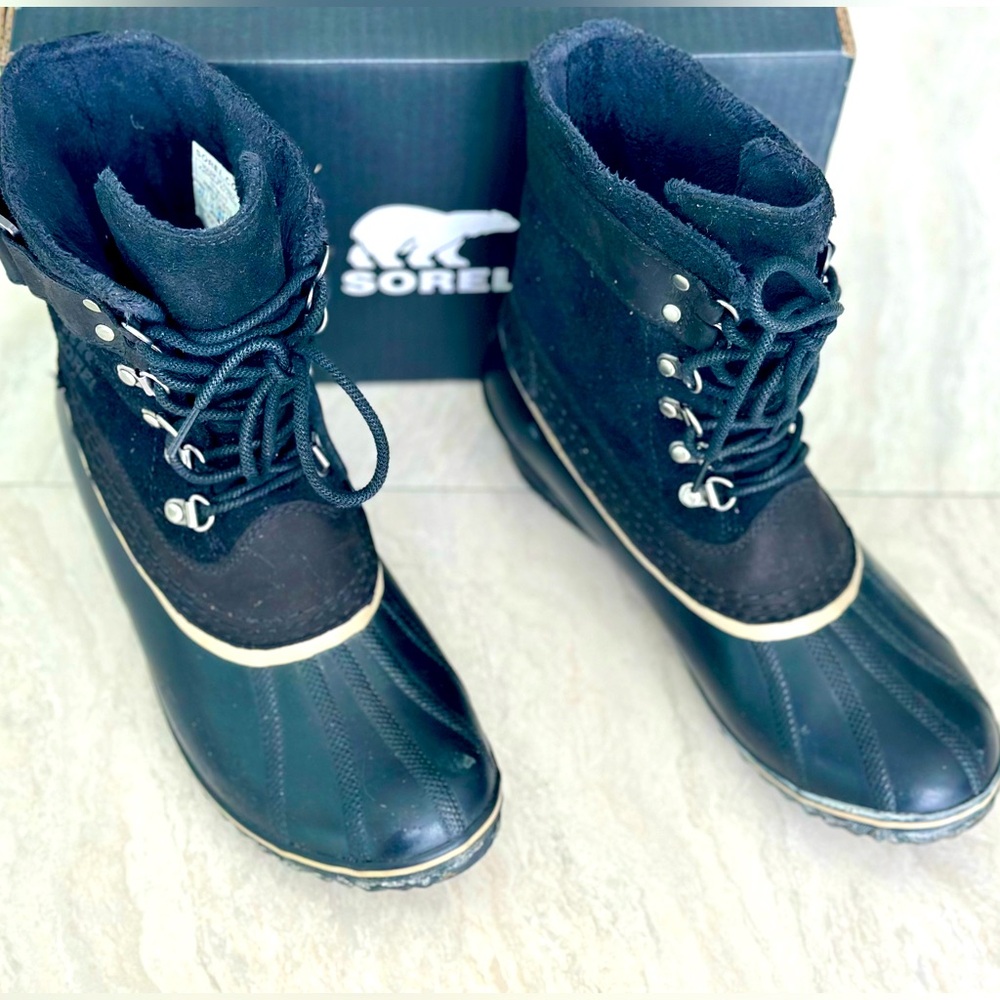 Sorel Women’s “Fancy Lace 2” Winter/Snow Duck Boots Size 9.5